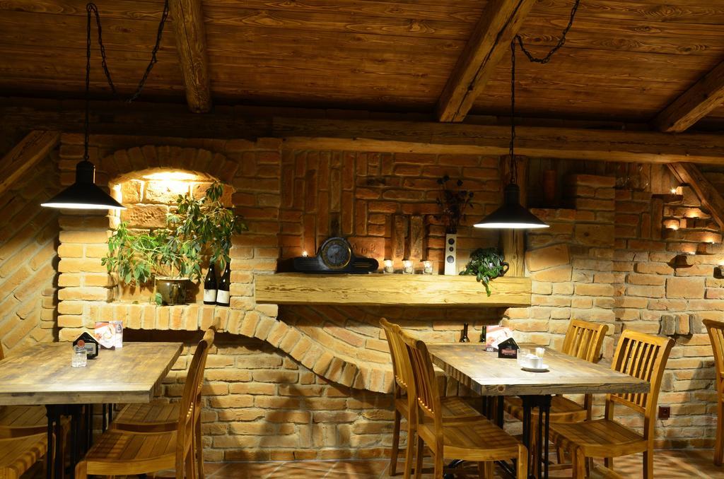 Červený Kostelec 佩斯库餐厅旅馆酒店 外观 照片