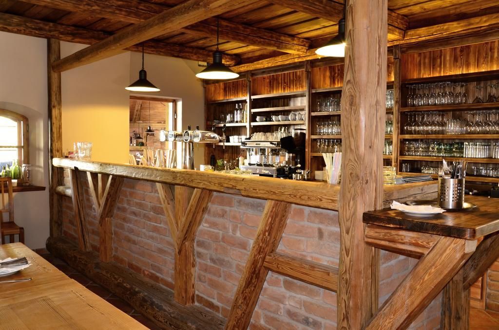 Červený Kostelec 佩斯库餐厅旅馆酒店 外观 照片